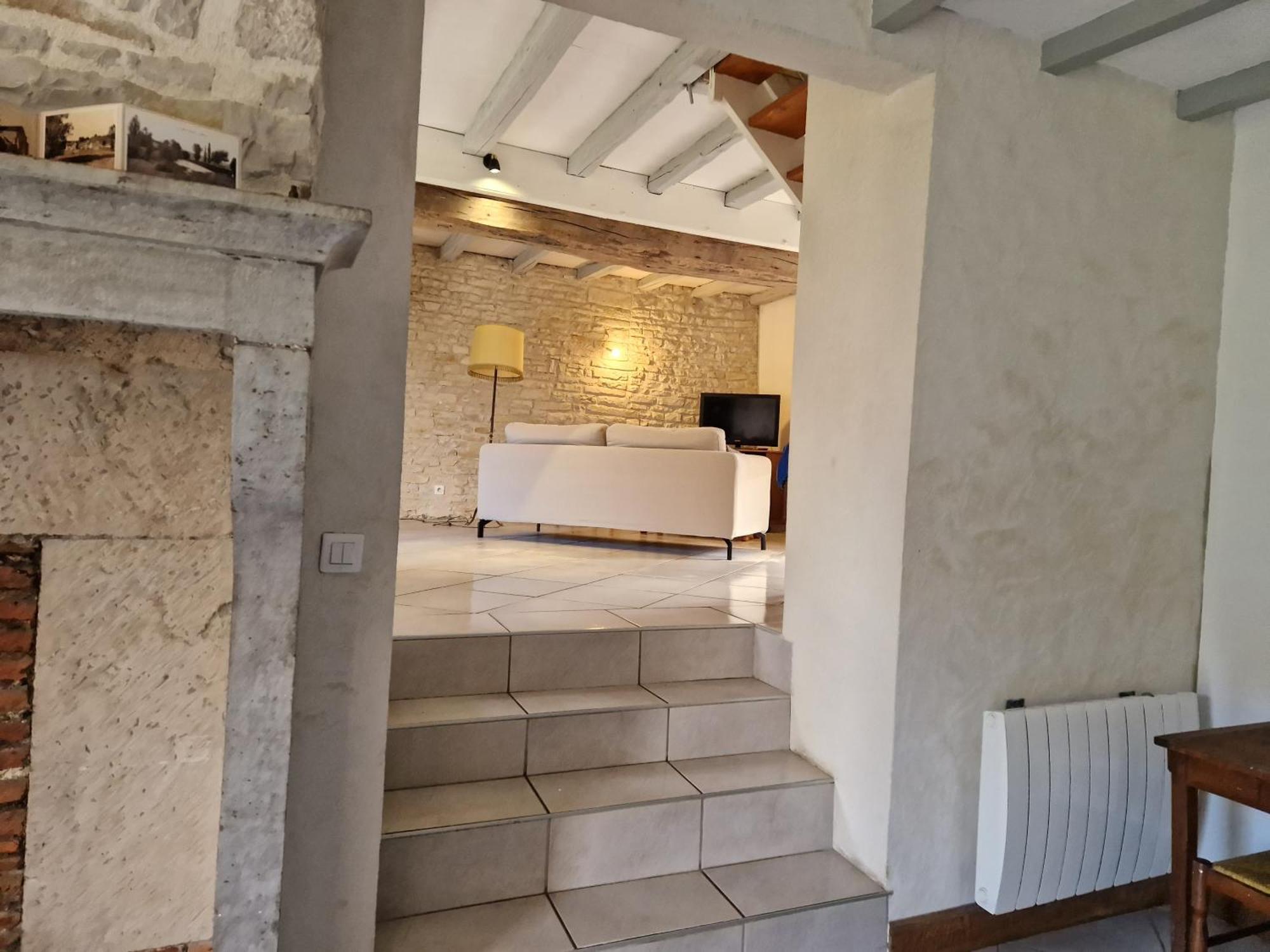 Gite Les Frenes Avec Pre Dans Joli Hameau Vermenton Exterior foto